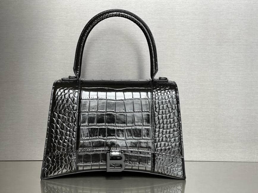 Hourglass 19 23-20
